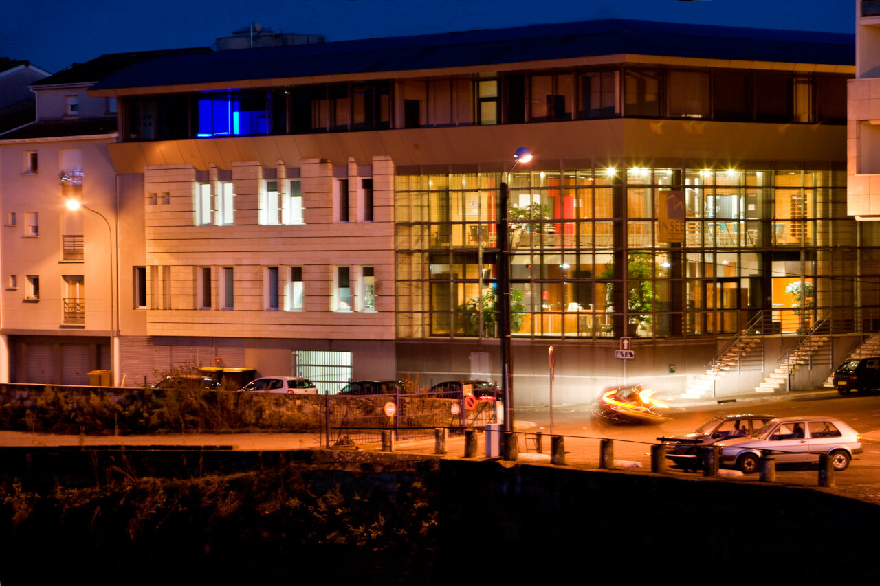 Bâtiment du centre de formation de l'Insee à Libourne